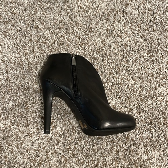 Booties by Jessica Simpson - Picture 3 of 8